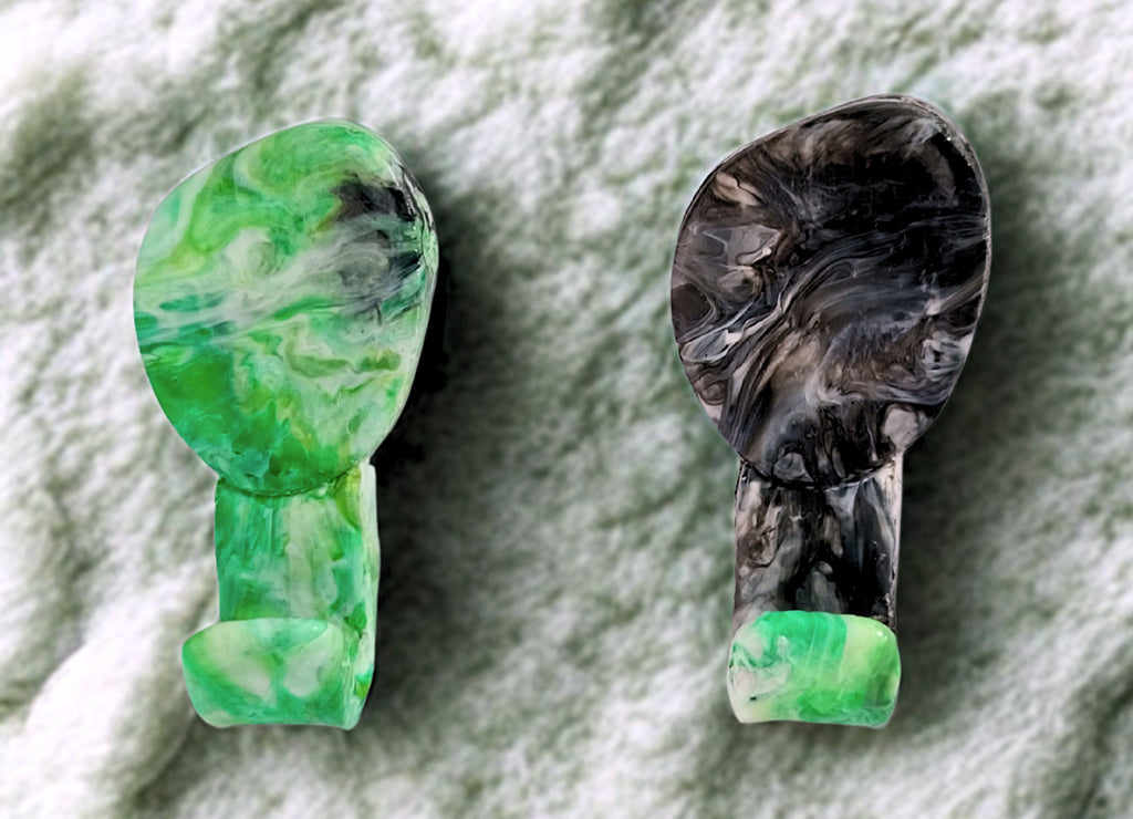 Recycled Plastic Bathroom Hooks Black/Green Marbled